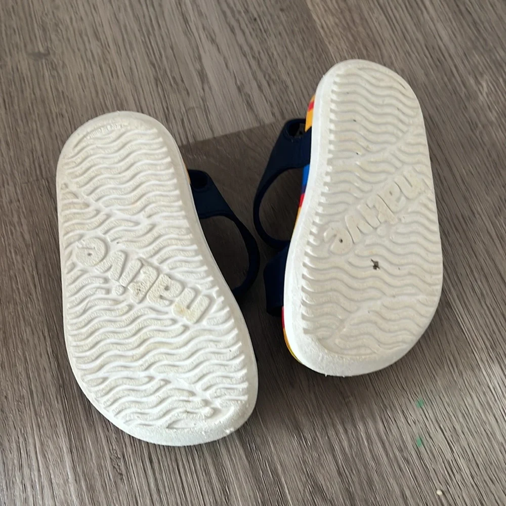 Native rainbow sandals - Picture 6 of 6